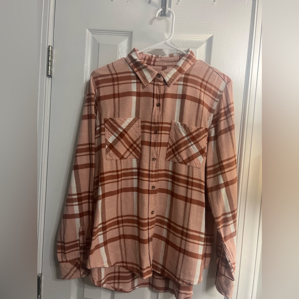 Universal thread plaid shirt